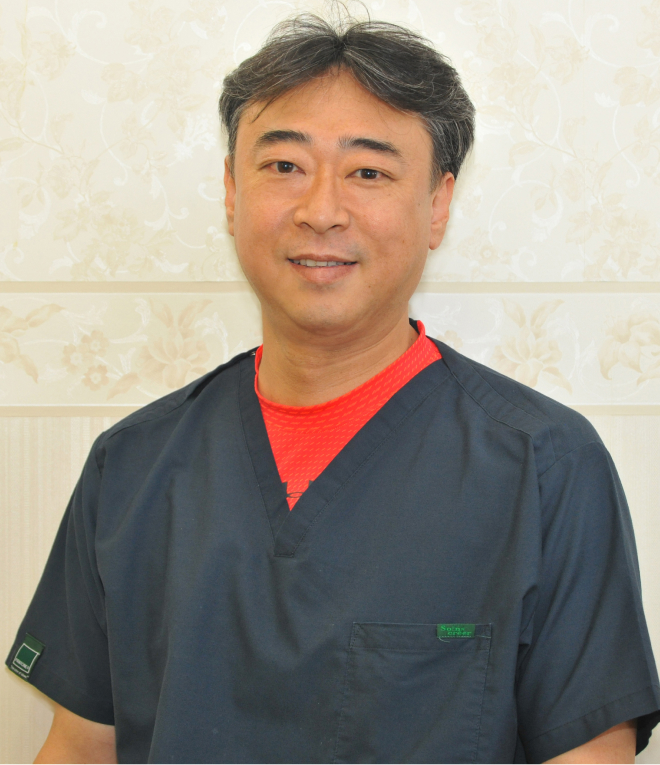 院長　鶴田　摂